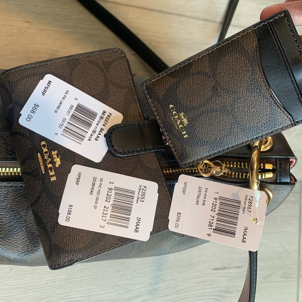 COACH Signature Mia Shoulder / Crossbody Bag Set - Picture 7 of 8
